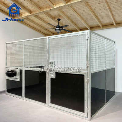 모바일 칠 12ft 표준 크기 HDG HDPE 말 안정적인 스탠 패널 피더와 함께 창고